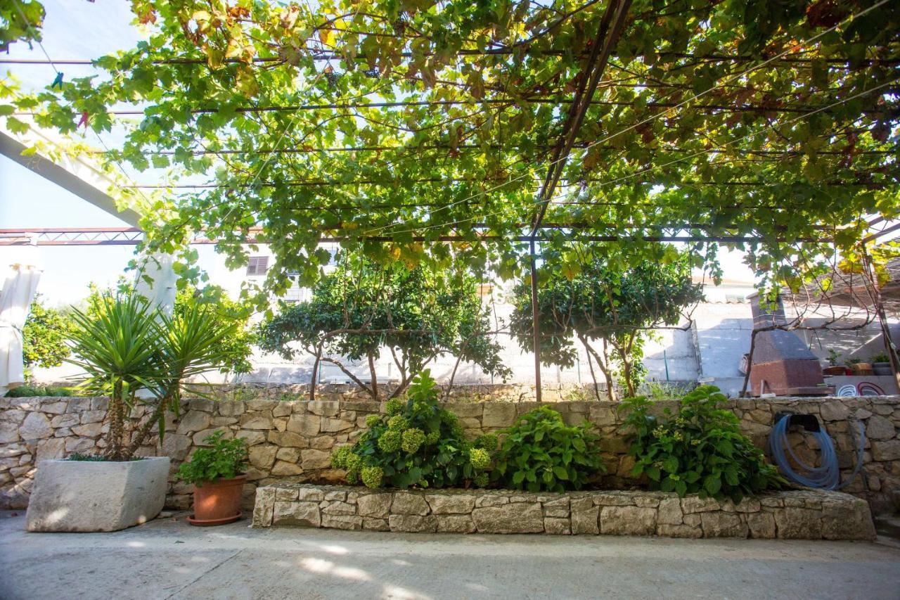 Apartments Lenka Sutivan Εξωτερικό φωτογραφία
