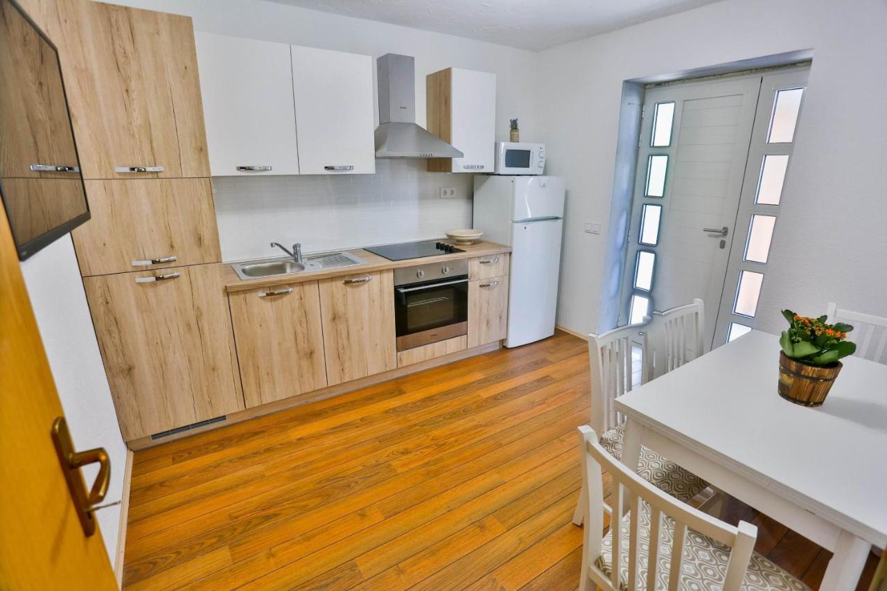 Apartments Lenka Sutivan Εξωτερικό φωτογραφία