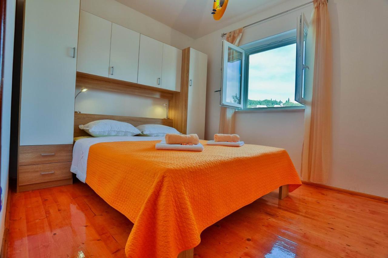 Apartments Lenka Sutivan Εξωτερικό φωτογραφία