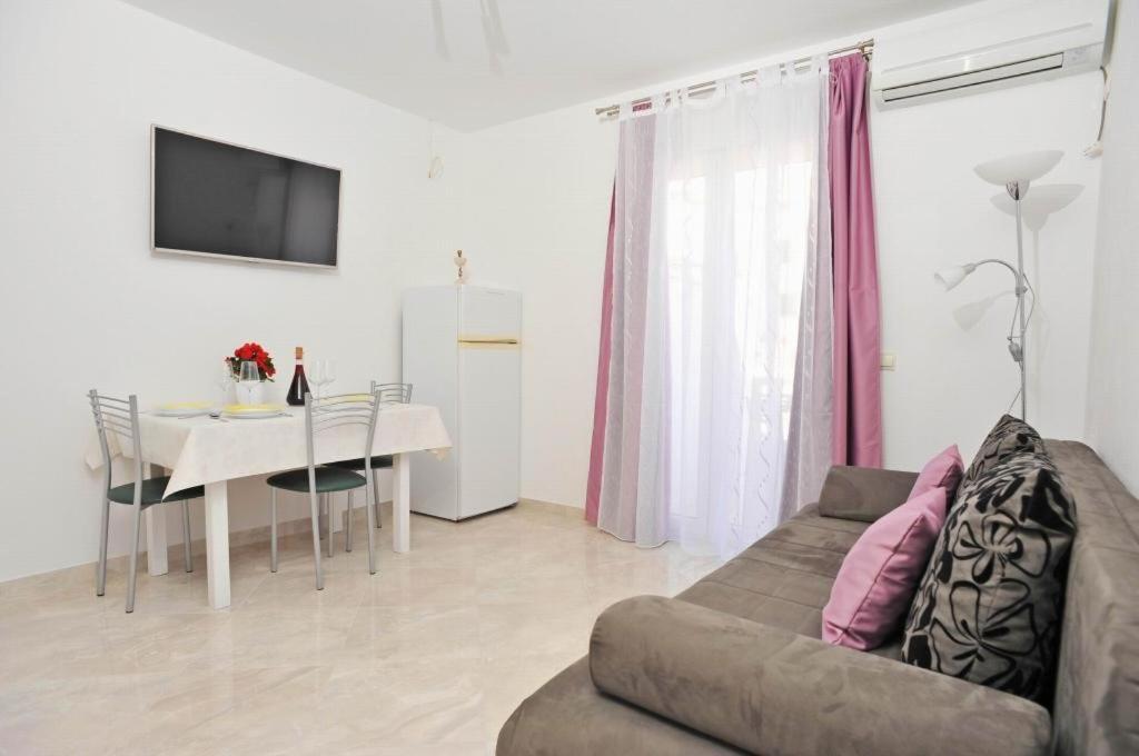Apartments Lenka Sutivan Δωμάτιο φωτογραφία